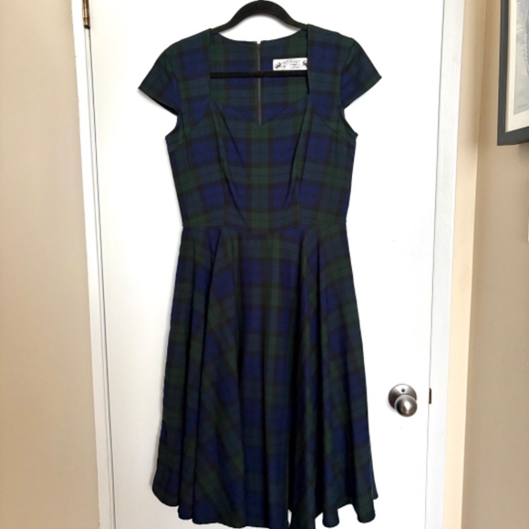 Hell Bunny Vixen, retro green and blue tartan flare dress - Picture 2 of 9